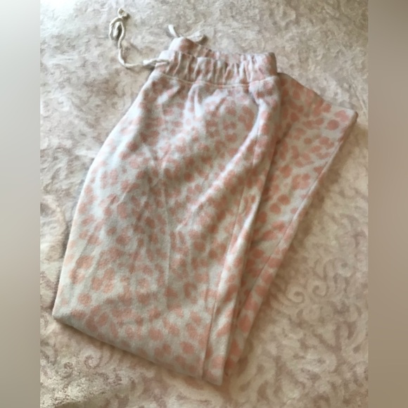 Soft Cheetah Print Pjs - Picture 3 of 4